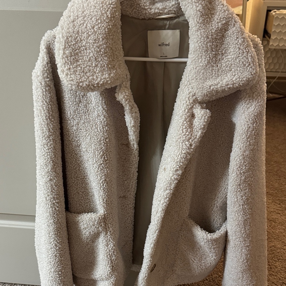 Aritzia Wilfred Stanza Off-White Teddy Jacket